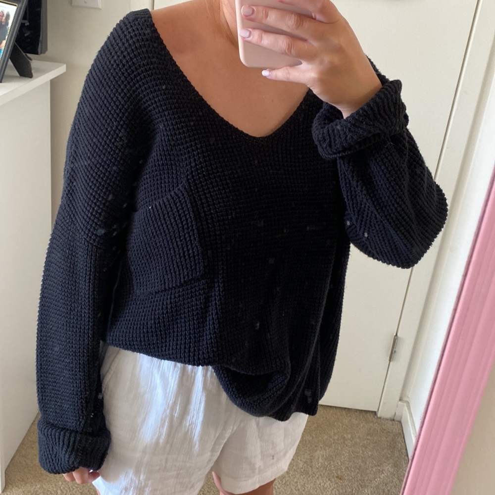 Black Relaxed Fit Knit Sweater, Oversized Look for Comfy Casual Sweater, Medium